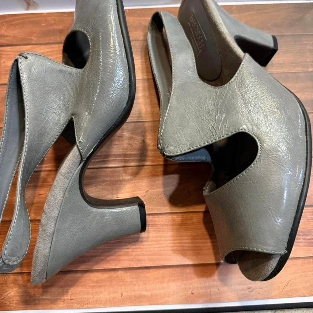 Aerology by Aerosoles‎ grey leather slingback heels #heels #slingbacks 9.5